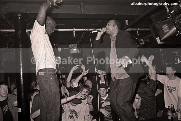 08 rodney-p  fallacy - Friends-&-Family @ the-roadhouse 12.02.05