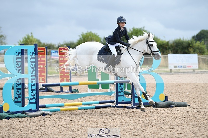 250807-132442-01158 - 80cm Round 2