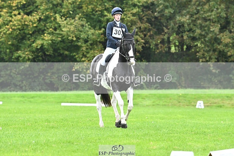 241024-101456-02129 - 303-Beatrice.Southcombe-COUSIN.JERRY