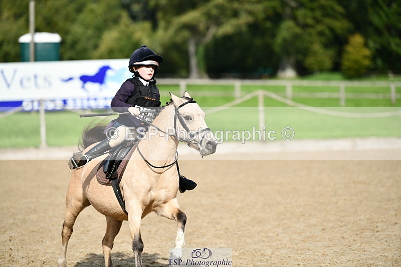 251004A-131044-01175 - Classes 6 & 7 60cm