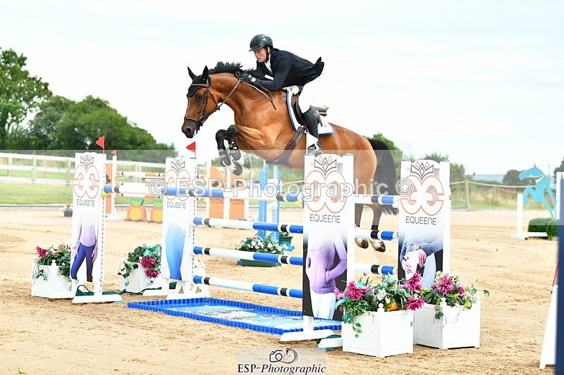 230720A-144752-03562 - Cls 9, 2 Star Big 1.40m Start to break