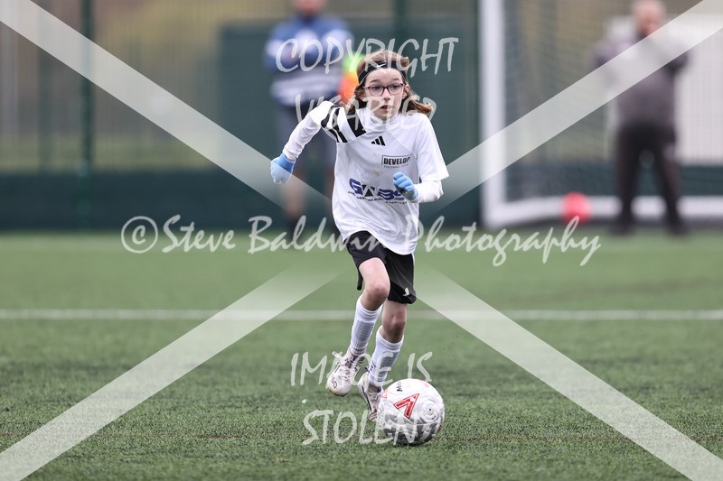1DX30010 - 2026-03-07 Fc Abbey Meads U12 Grey Girls V Develop FC U12 Lionesses