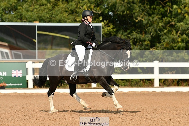 250817-103240-07912 - 169-Amber.HeywoodWalena.Rockocoko