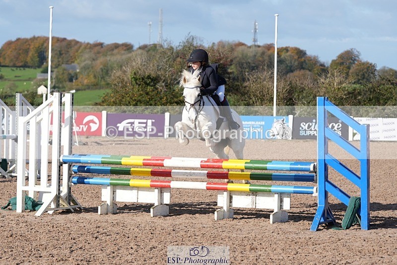 251025-112304-00186 - Chard 25th & 26th Oct BS Juniors/COH/Club/schools unaffiliated showjumping