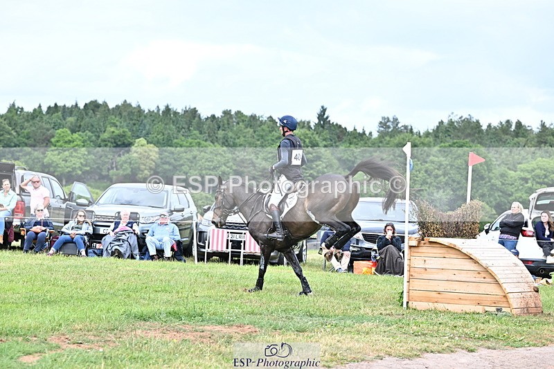 250525A-143800-16547 - D-404-Tom.Jackson-PLOT.TWIST.B