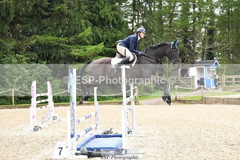 240414-135916-03666 - Cls 05A&B Snr Fox & 120 Open