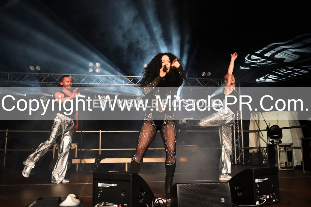 SH4_6246 - The Cher Experience