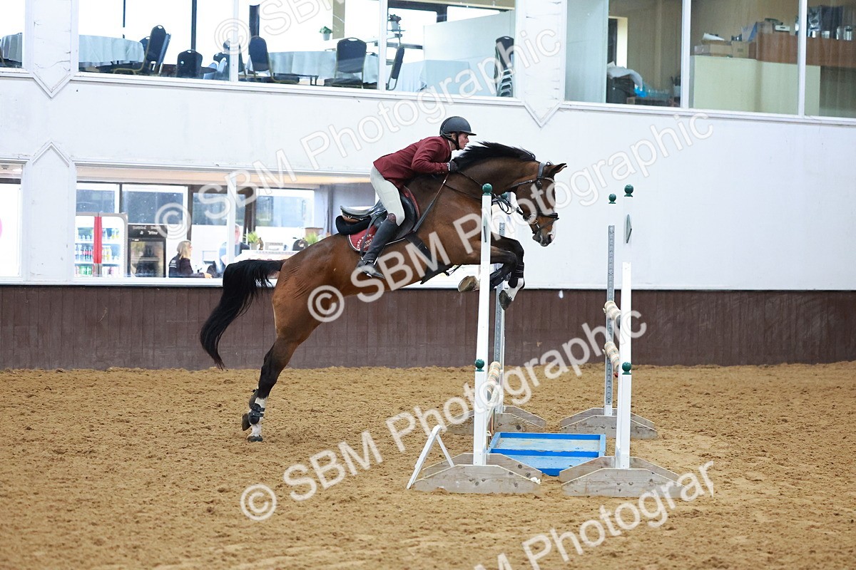 SBM_002143 - Class 5 - Senior Foxhunter 1.20m