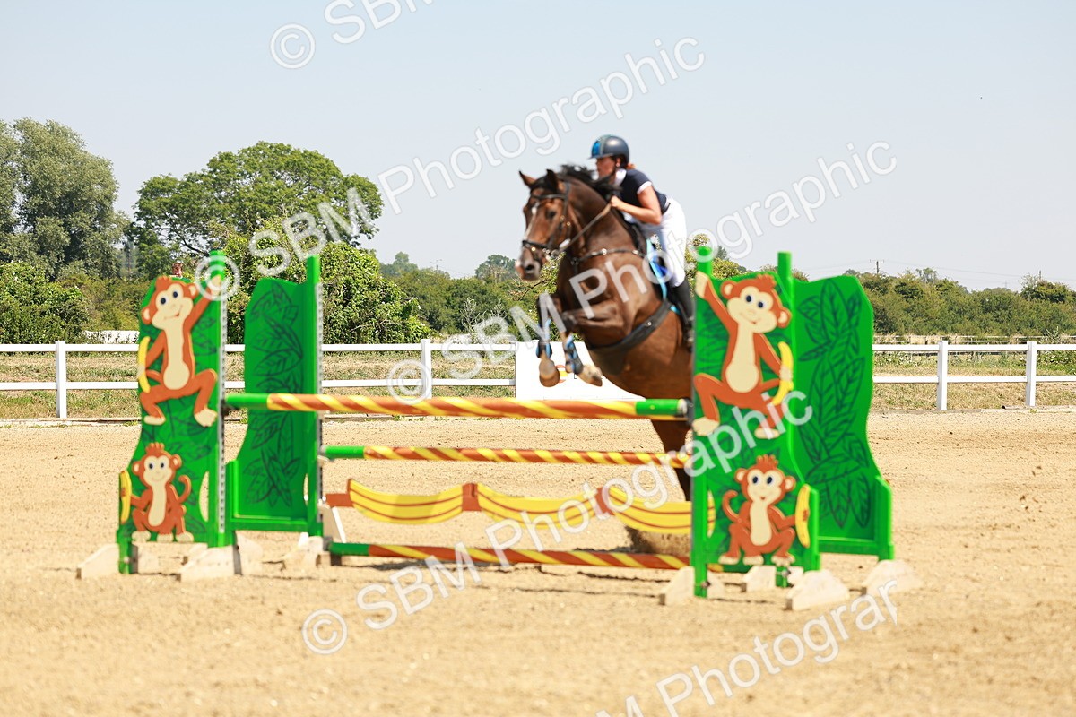 SBM_001787 - Class 4 - Senior Newcomers - 1.10m
