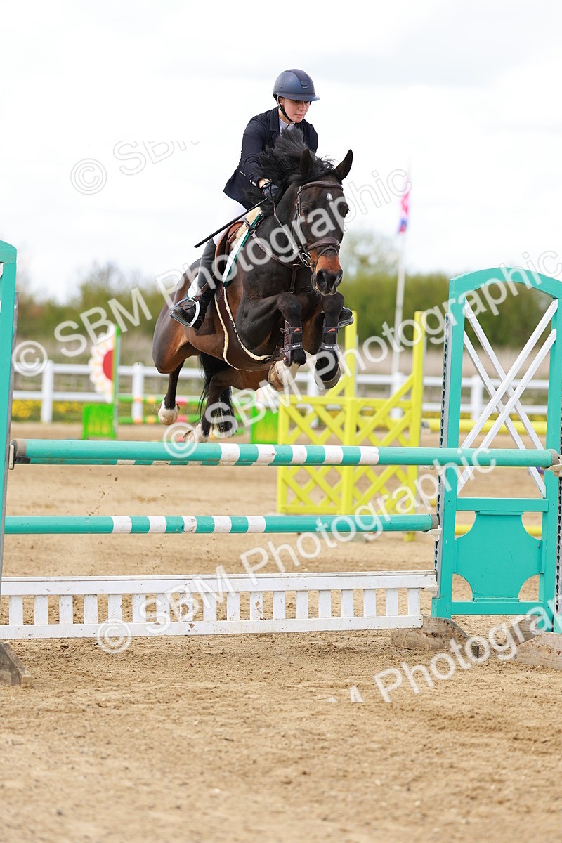 SBM_001935 - Class 4 - Senior Newcomers - 1.10m