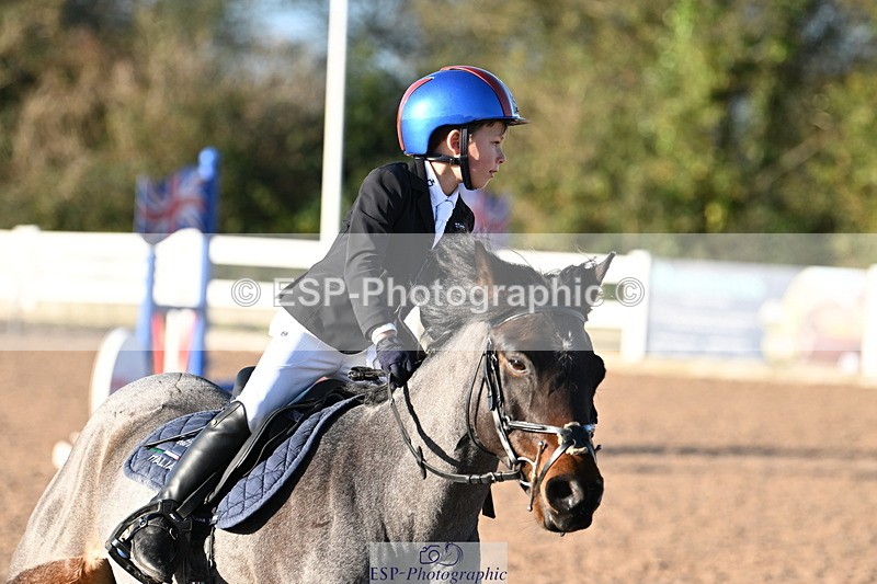 241026A-100835-00058 - SAT Cls 3 Pony Intro 70cm