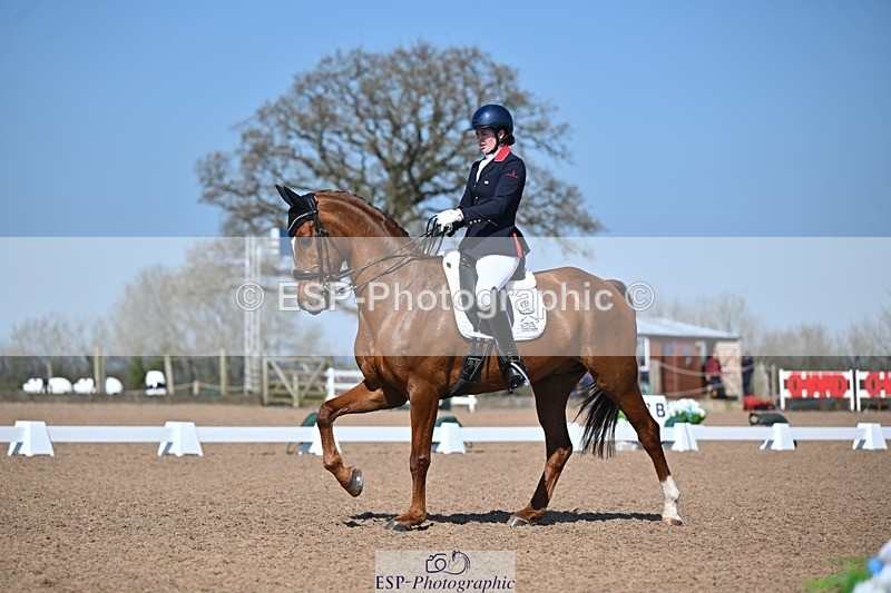 250405-104921-10039 - 120-Isabella.Caldwell-Don.Geniro