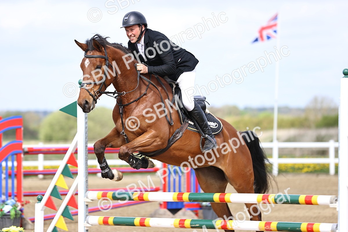 SBM_5136 - Class 9 - Senior British Novice - 90cm