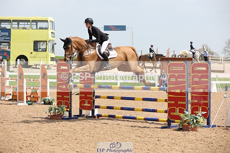 240510A-140228-07408 - Cls 17 1.05m National Am Quali