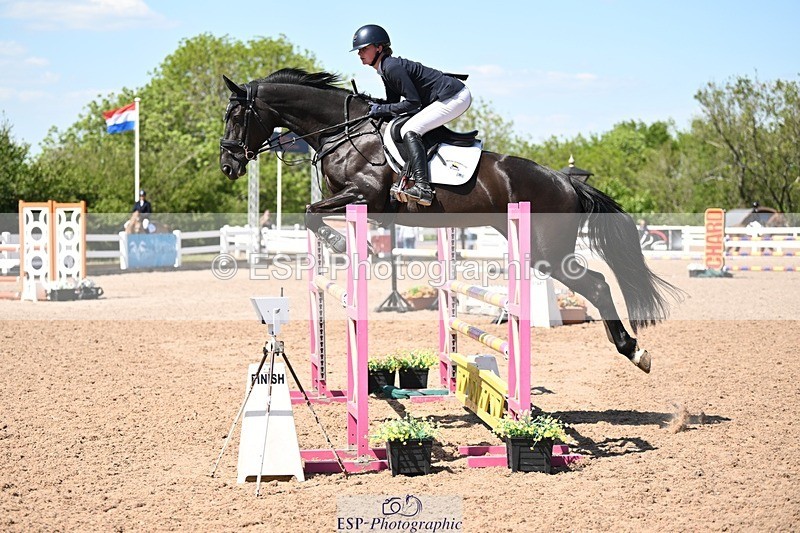 250510-142138-11730 - Cls 23 1.05m Amateur Quali