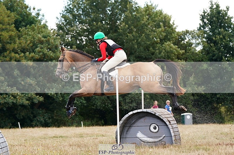 250802A-131214-04709 - A-036-Ottilie.de.Rouet-SILVERSPRINGS.CHATTERBOX