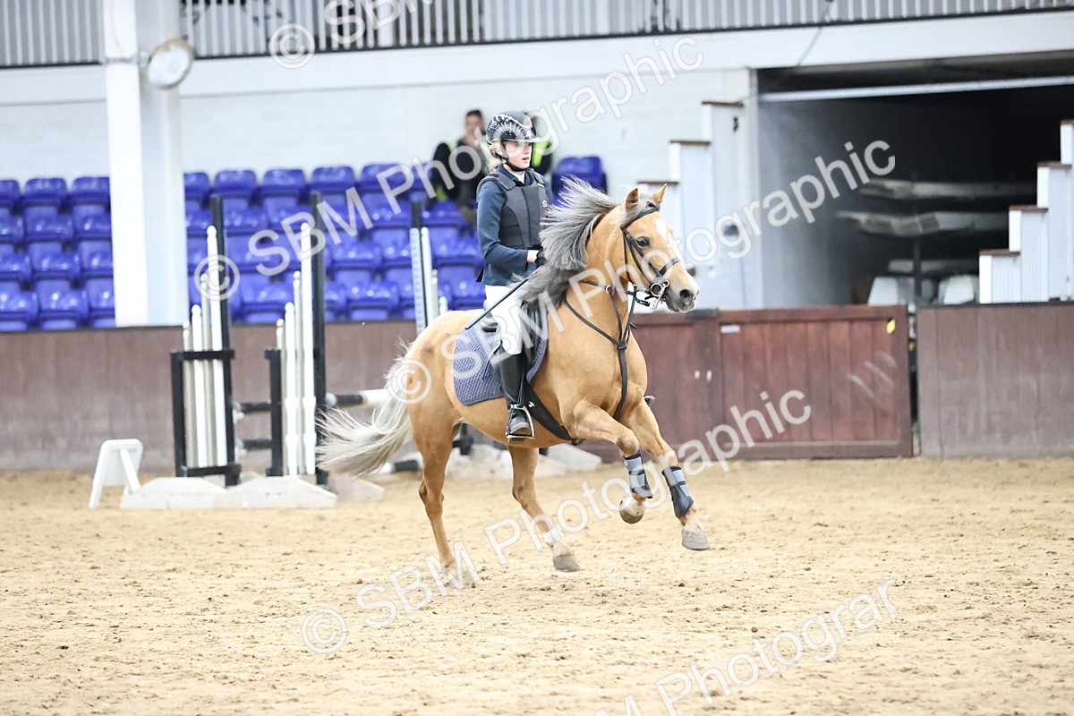 SBM_001335 - Class 5 - Henlow Veterinary Hospital 70cm
