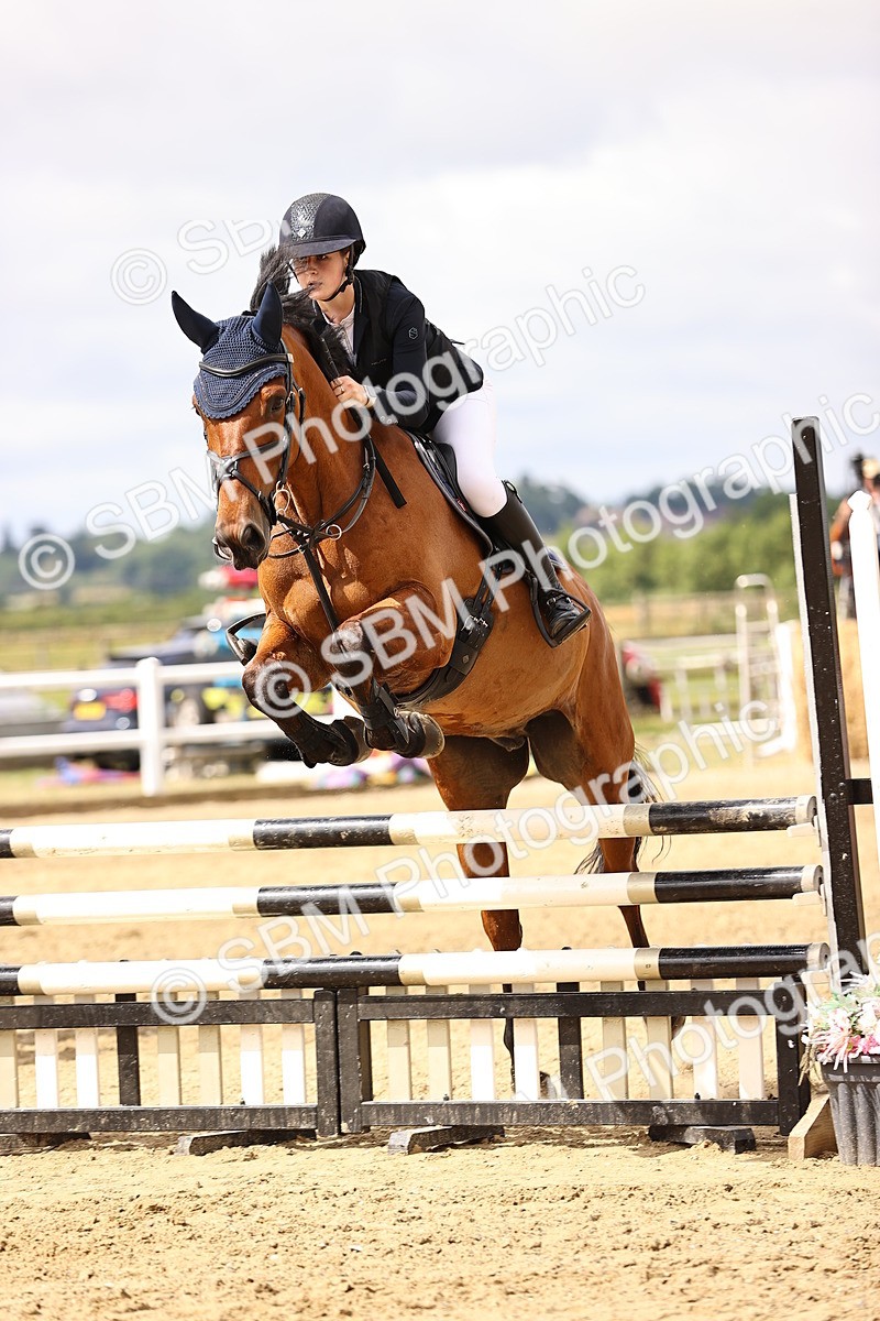 SBM_013140 - Class 13 - Senior British Novice - 90cm Open