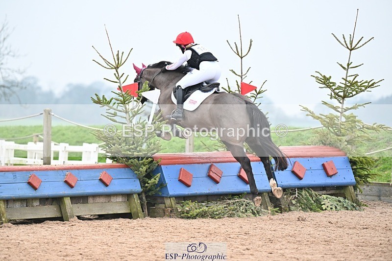 250118-140138-01399 - Cls 3A&B 90cm 13.20 to Coursewalk