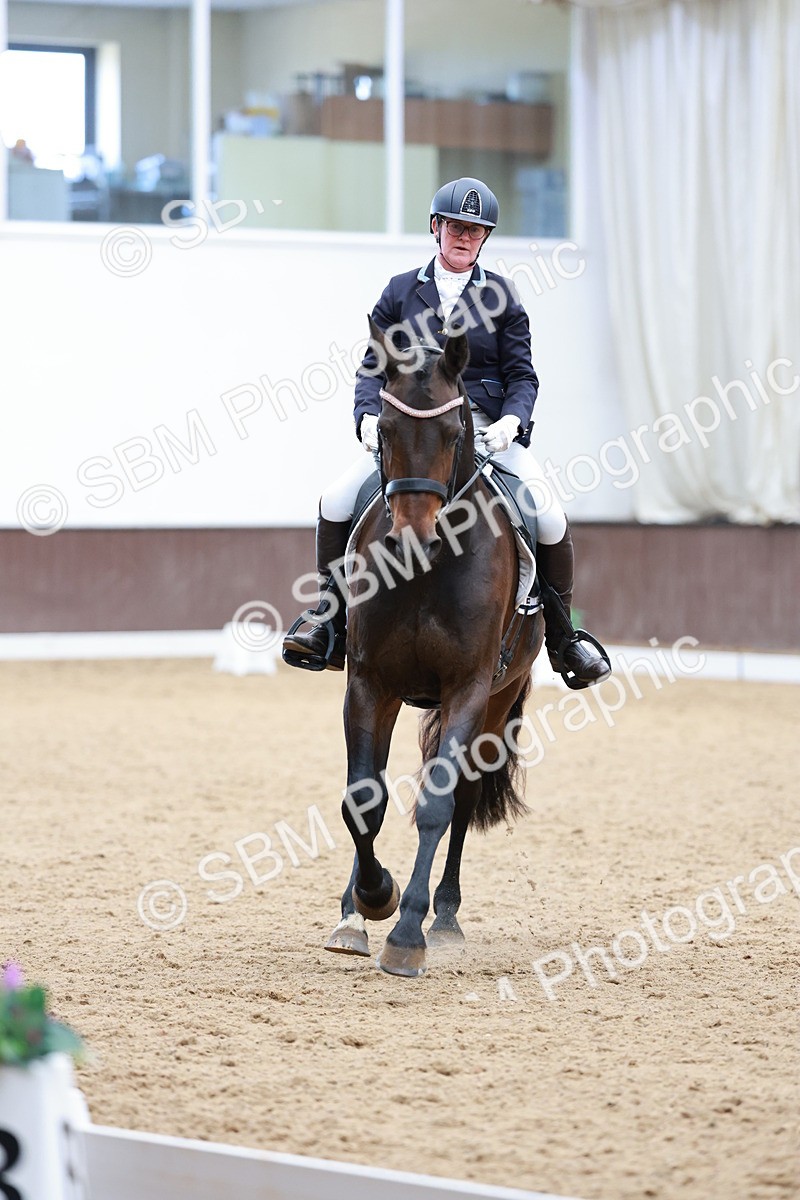 SBM_009993 - Class 6b - Novice 6 - 12.40-13.43