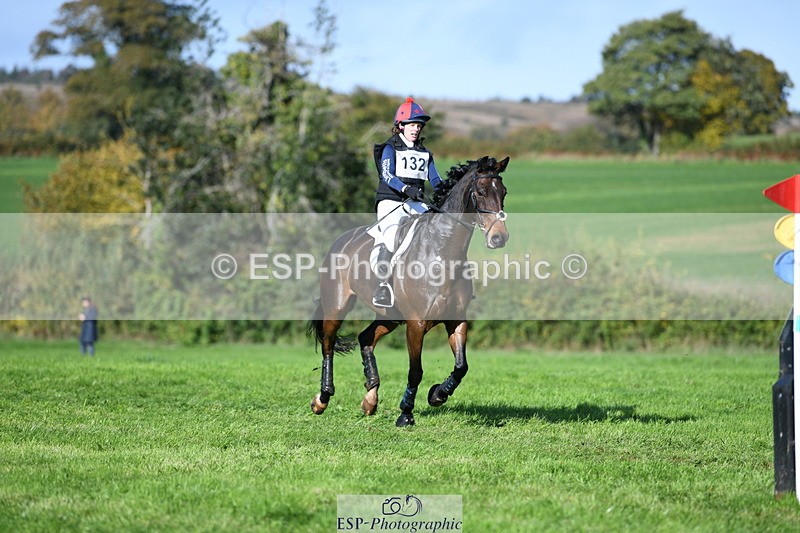 251024A-122835-11537 - B-132-Hannah.R.Jones