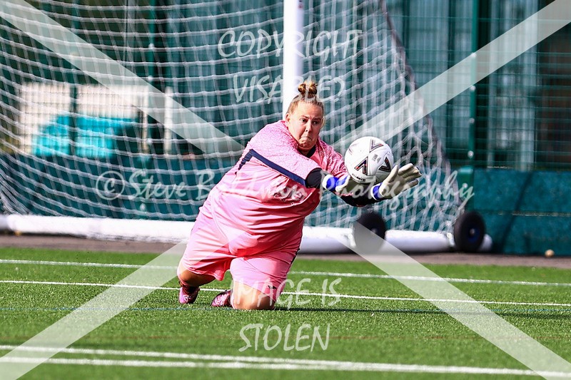 1DX30753 - 2025-10-05 FC Abbey Meads Ladies V Purton  Kingsdown FC Ladies