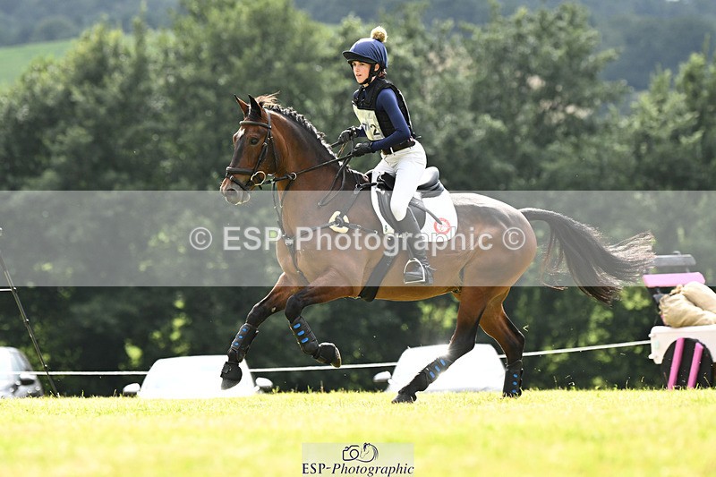 240825X-161957-36731 - 80cm XC 15.30 to 16.30