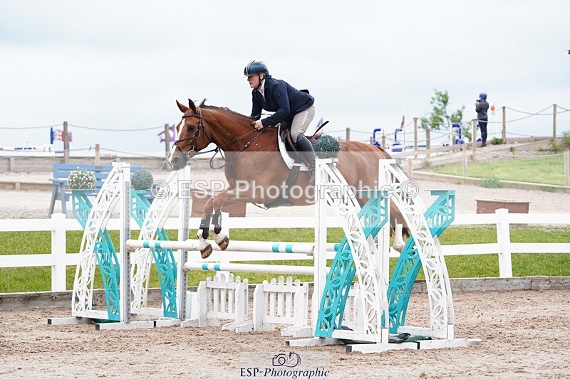 250524-115800-06484 - Cls 21 A&B Snr Disco & 1.00m Open