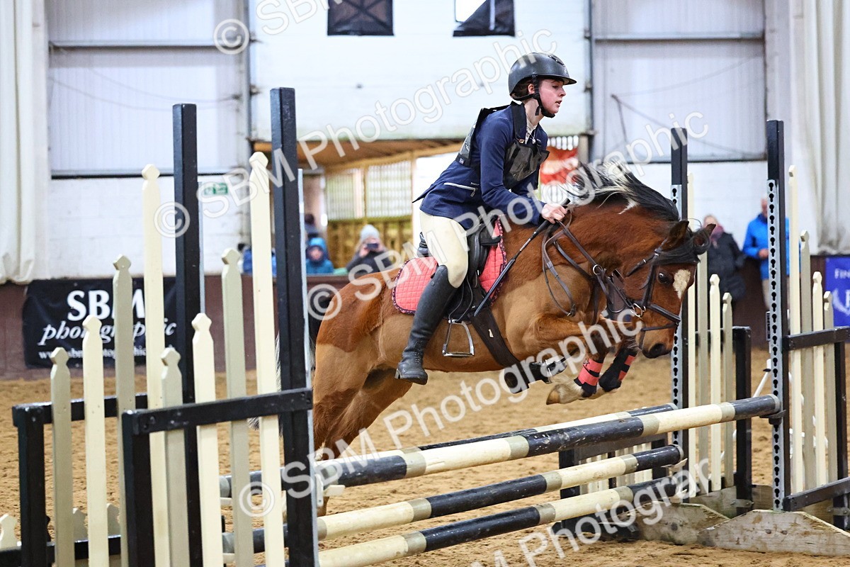 SBM_001933 - Class 4 - Festive Fences - 70cm