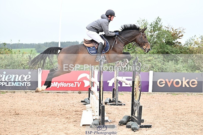 250917-124303-00513 - Cls 3 Snr 1.05m Open