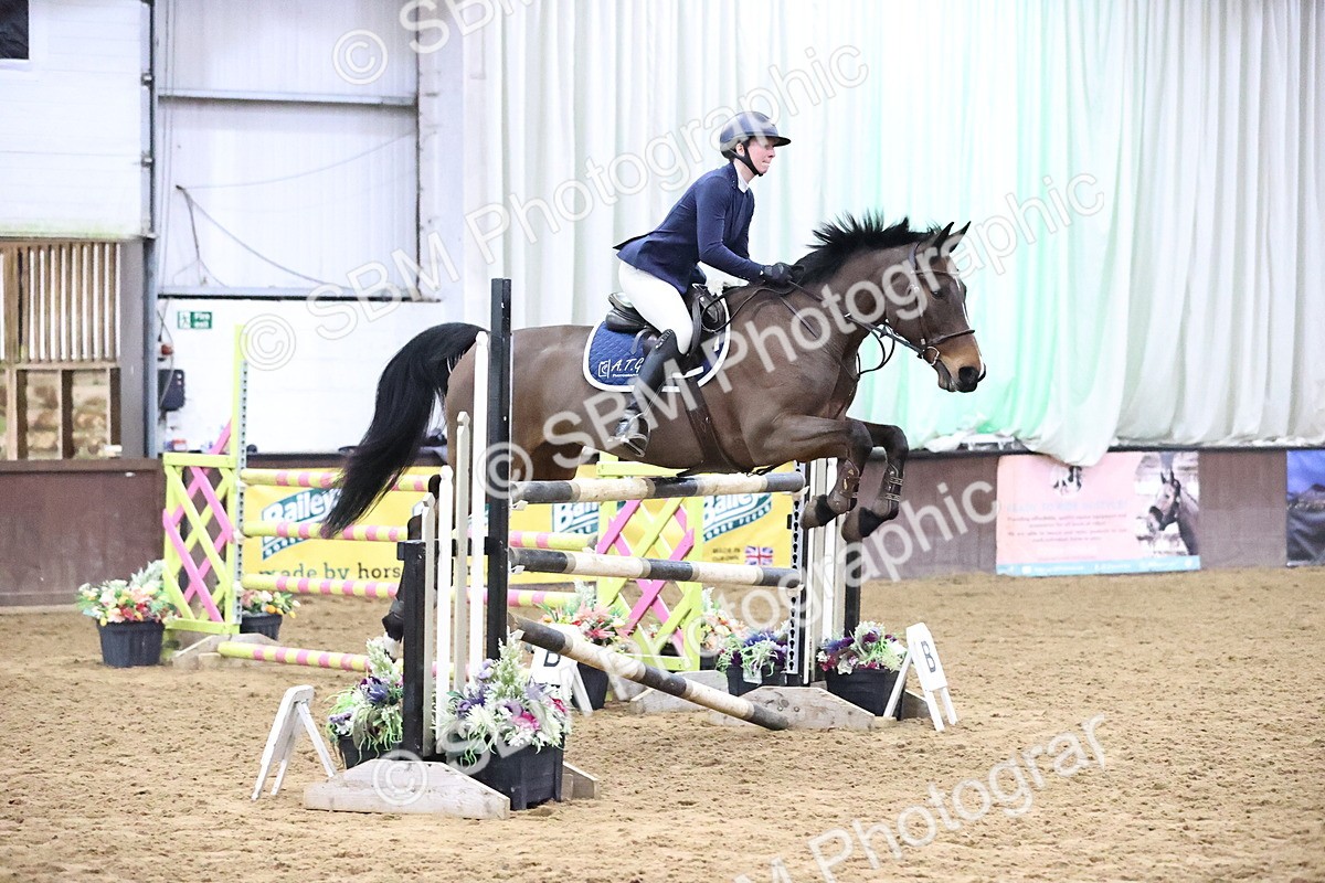 SBM_002281 - Class 11 - Senior Foxhunter - 1.20m