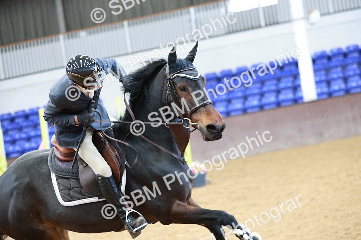 SBM_004169 - Class 11 - Senior Newcomers - 1.10m