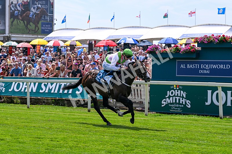 110726-Race 1-Big Cigar-6436 - Race 1 14.02pm John Smith's Nursery Handicap