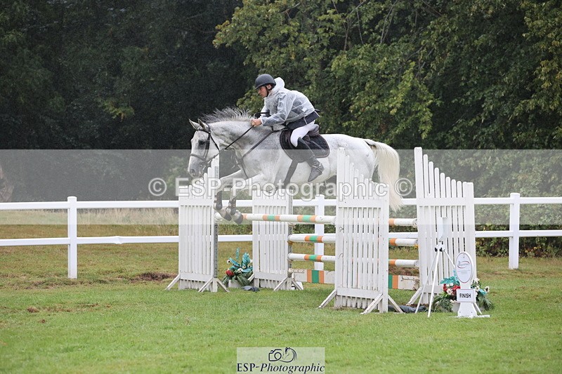 250830A-135156-06816 - Cls 16 Snr Newcomers and 1.10m Open