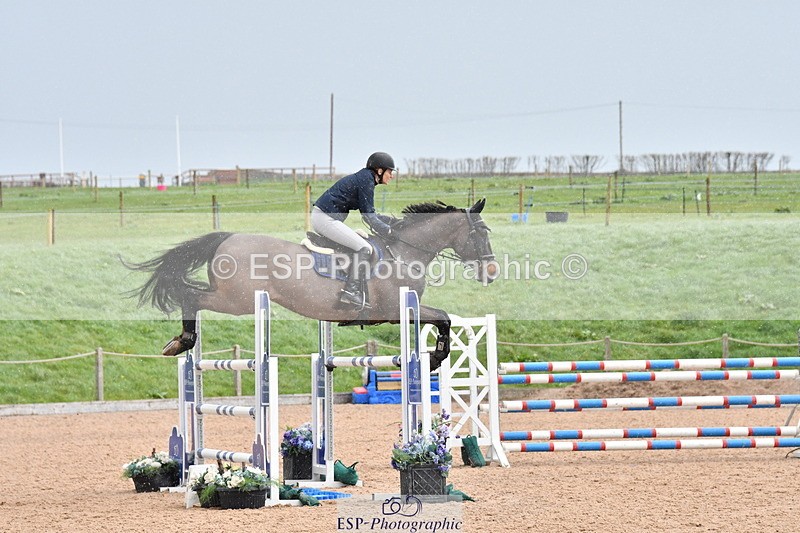 240315A-132607-01181 - Cls 4 Snr 1.20m Open