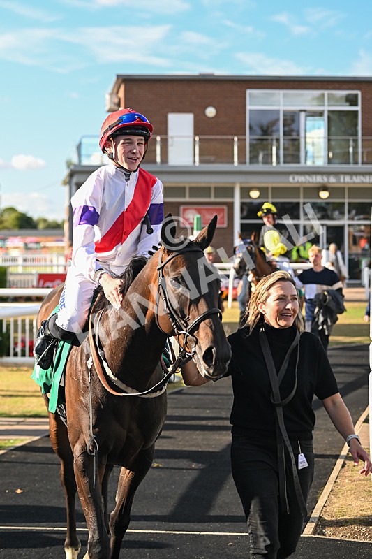 290825-Race 7-Crocus Time-9351 - Race 7