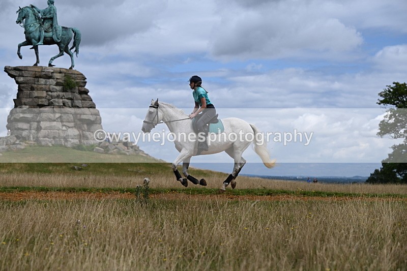 DSC_7104 - Time at Statue 12:45 to 13:15