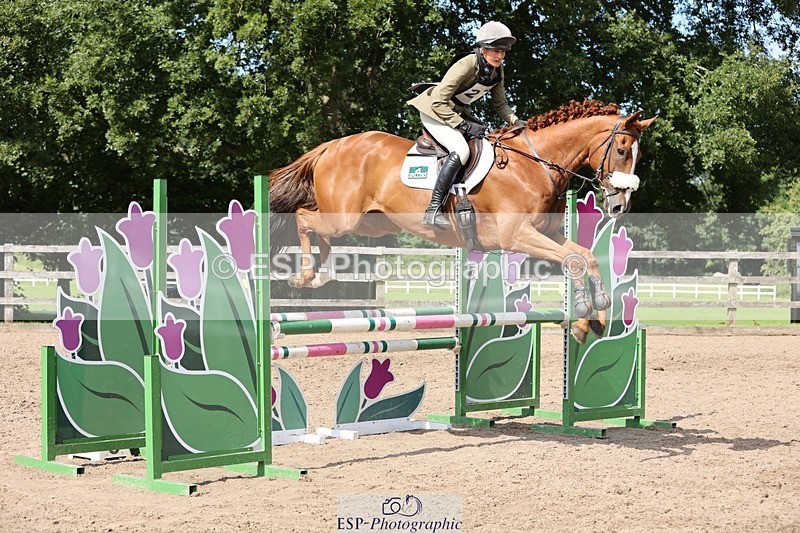 240803-154506-09059 - 280-Rosie_Bradley-Hole-FISHKHOV