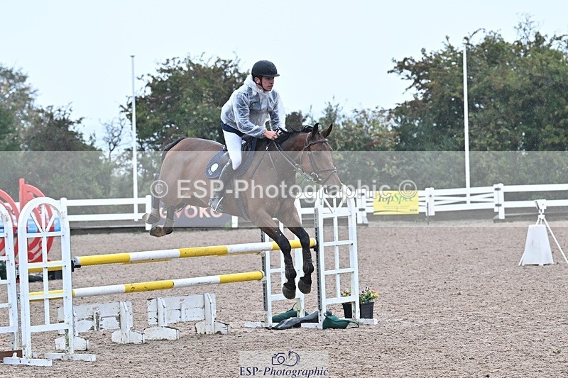 250914-130059-08872 - Cls 36 1.05m Amateur Quali