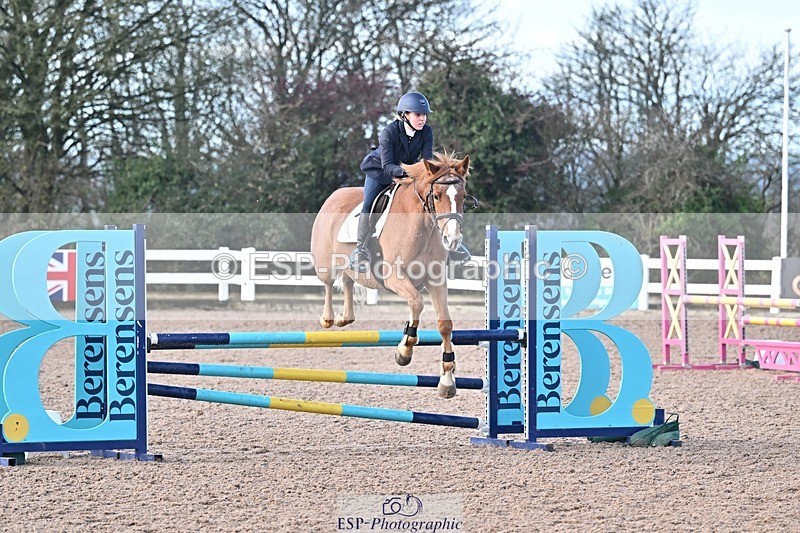 251126-100111-00097 - Cls 0 + 1, Clear Round, British Novice and 90cm