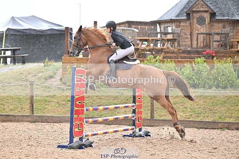 250827B-104150-00111 - Clear Round & Cls 1 Brit Nov 90cm