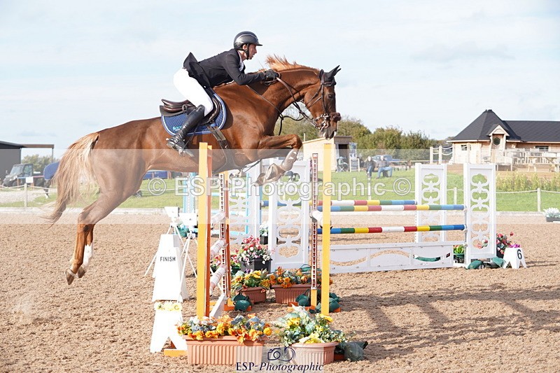 241005A-162308-05198 - SAT Cls 12 Snr Fox & 1.20m Open