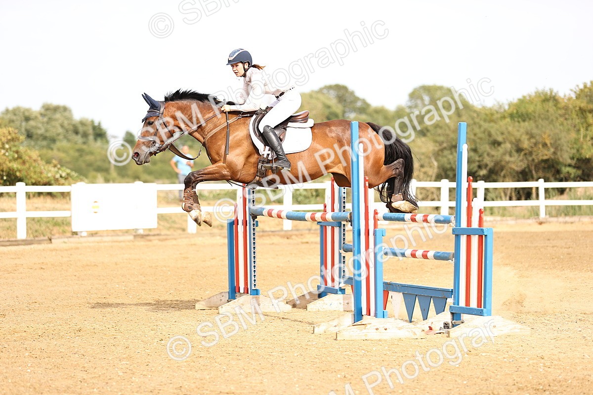 SBM_001651 - Class 6 - Senior Newcomers 1.10m