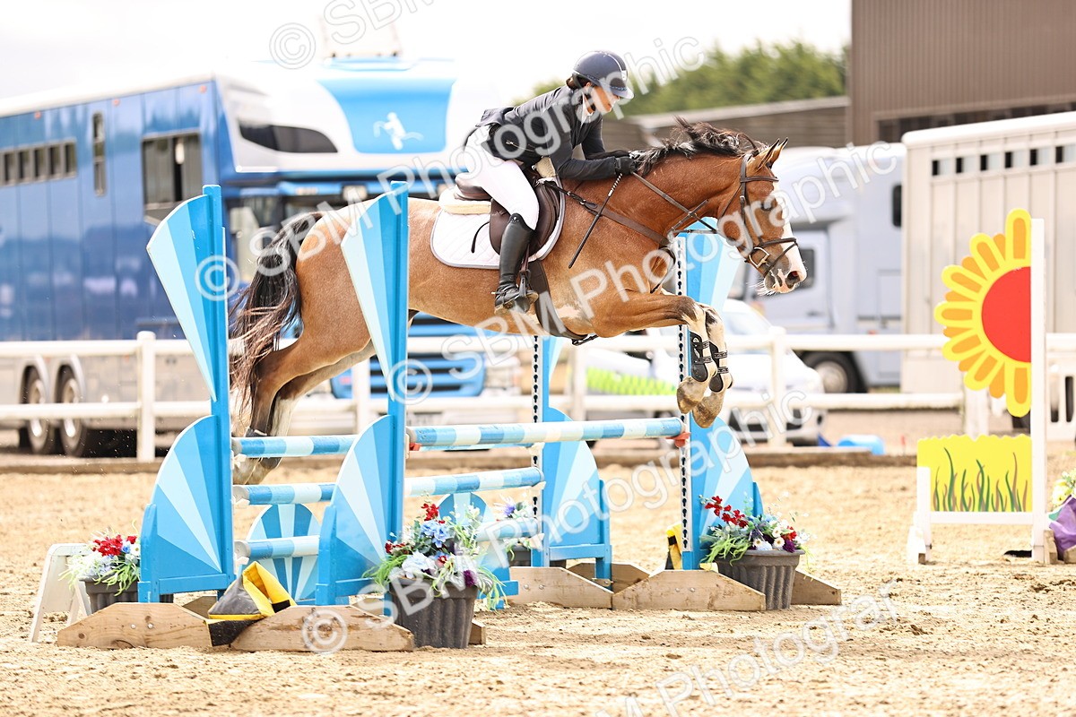 SBM_012738 - Class 13 - Senior British Novice - 90cm Open