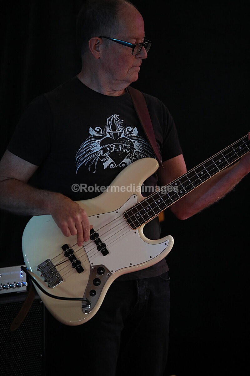 FOLK N BLUES-307 - FOLK and BLUES SEPT 2022