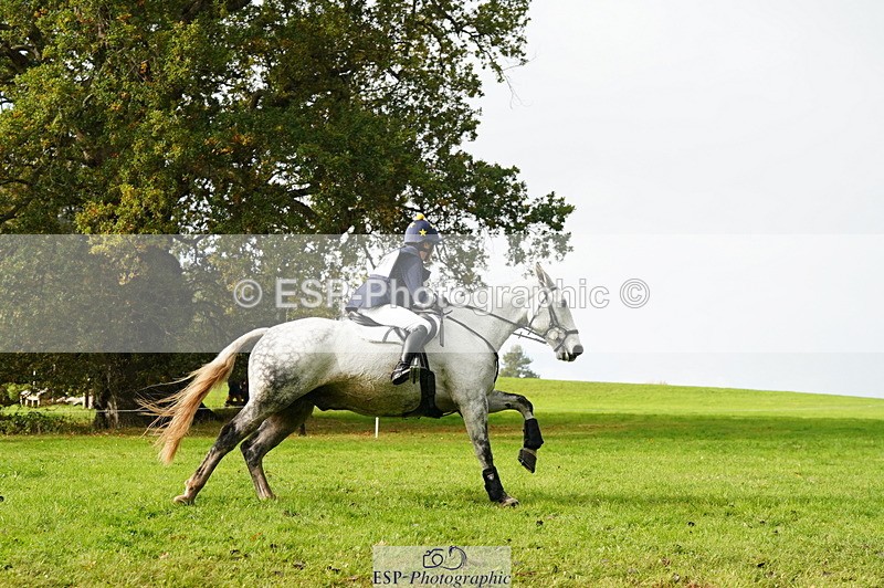 251025A-114534-18603 - F-401-Helen.Hickson