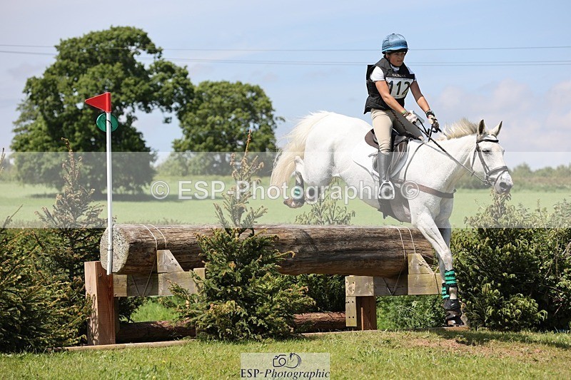 240525-131135-13431 - 112-DISCO_DONUT-Mahony_Knight