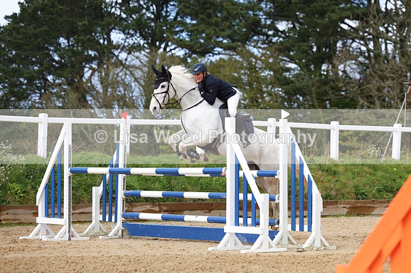 3E7A1713 - Class 7: Senior Newcomers/1.10m open