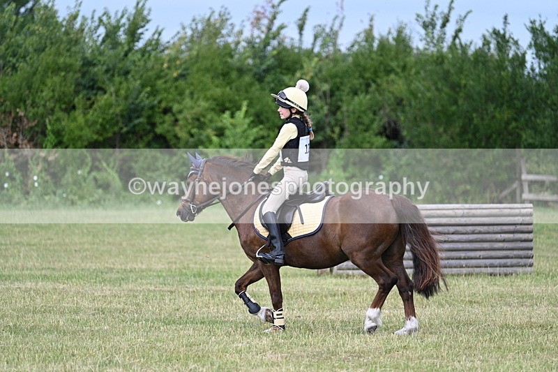 WJ7_4896 - 60cm XC Time 09:58 to 10:16