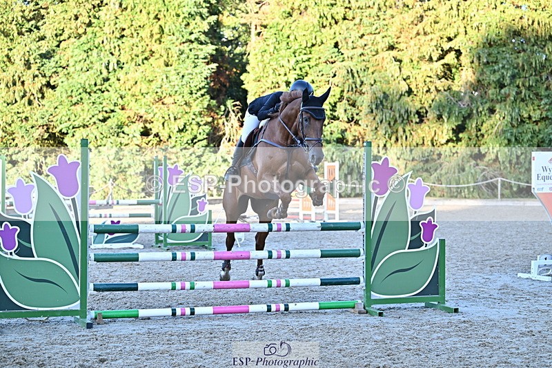 250829A-190428-03695 - Cls 12 1.05m Amateur Quali and Open